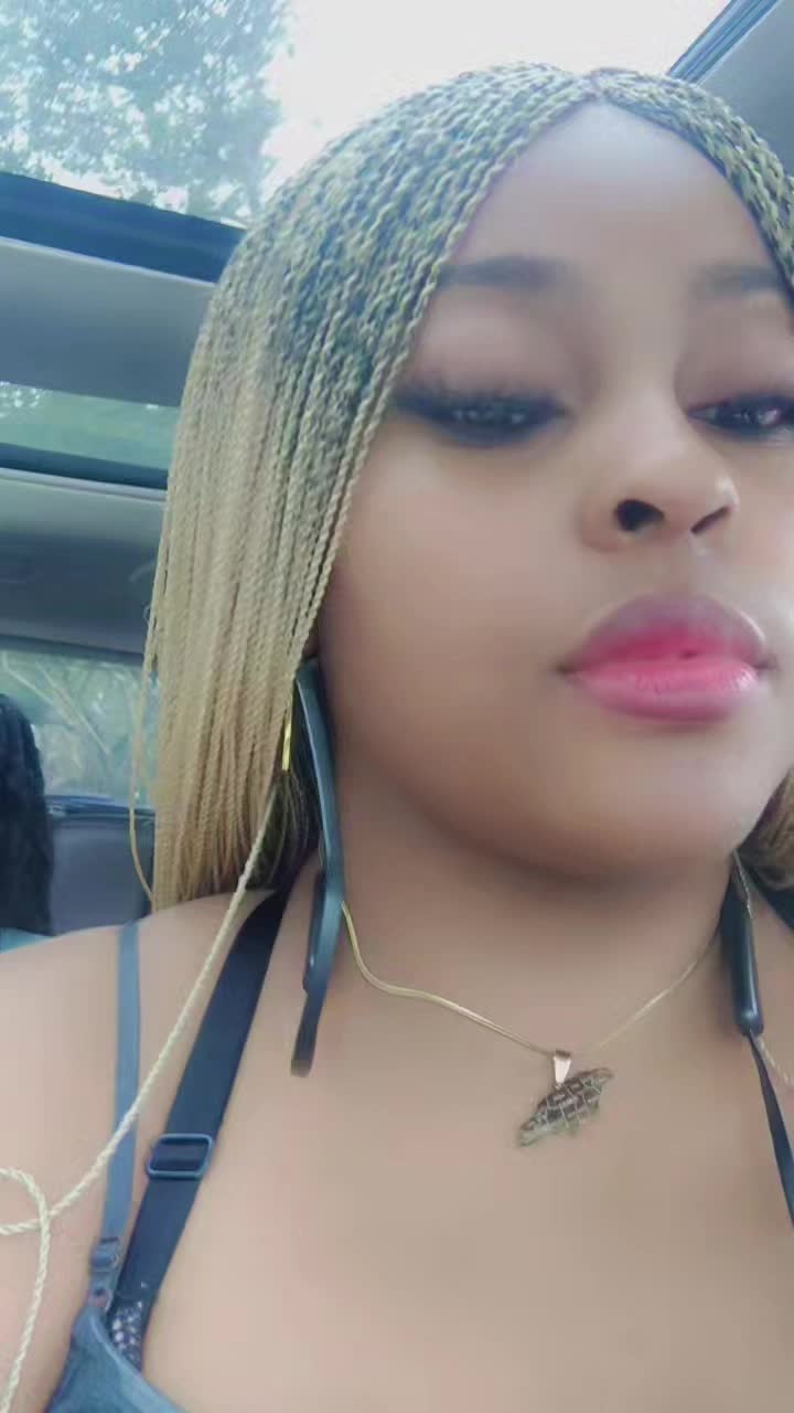 @Kim so unique 🤩💓💯🌹🌹