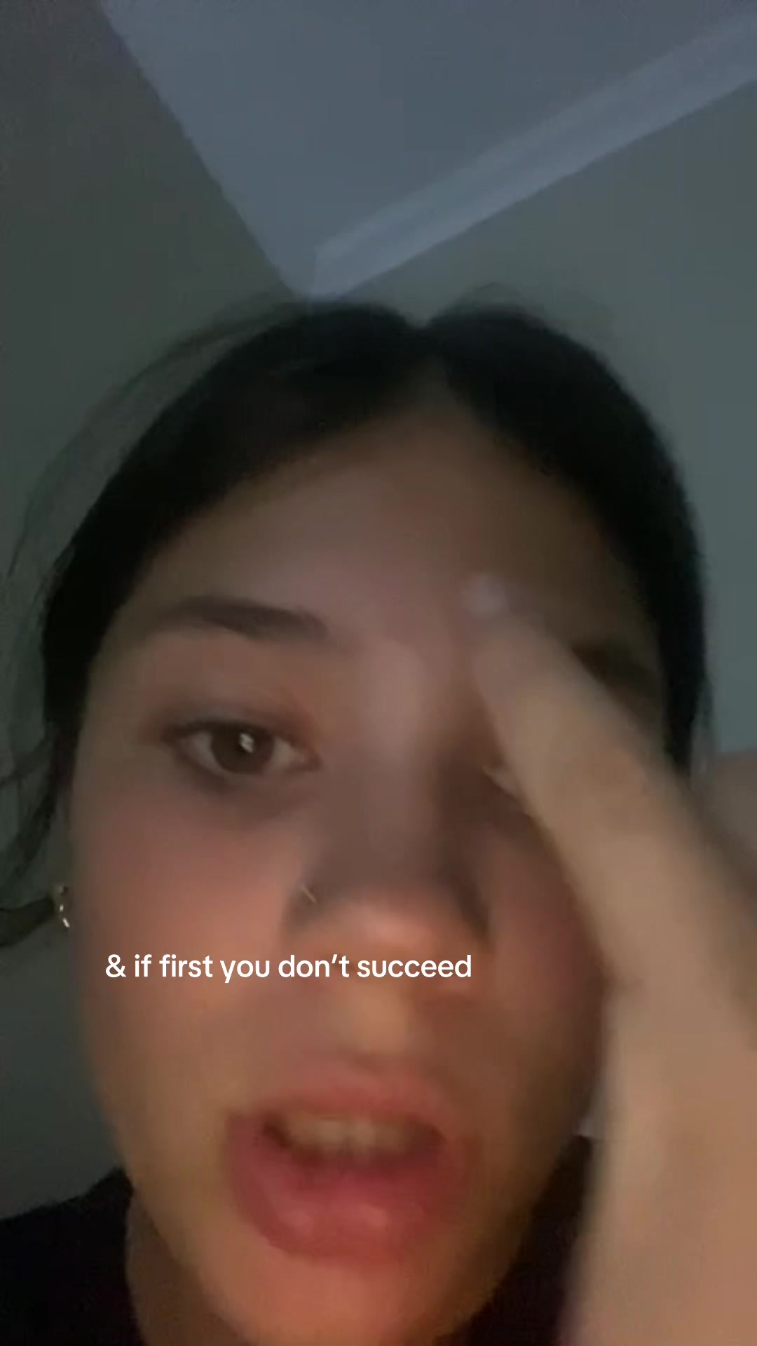 @❦
