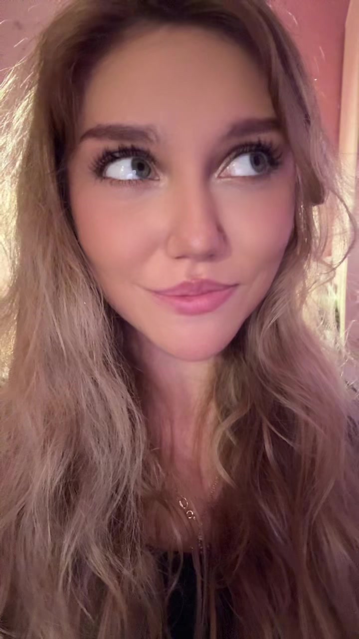 @полина андреевна