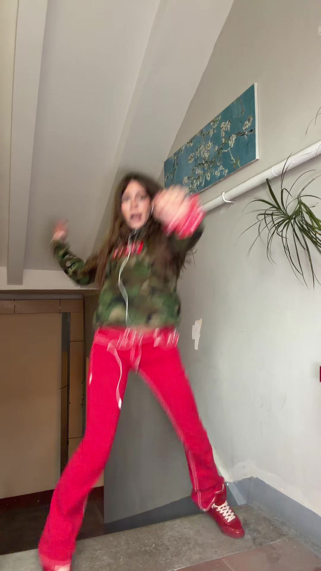 @monclershagirll