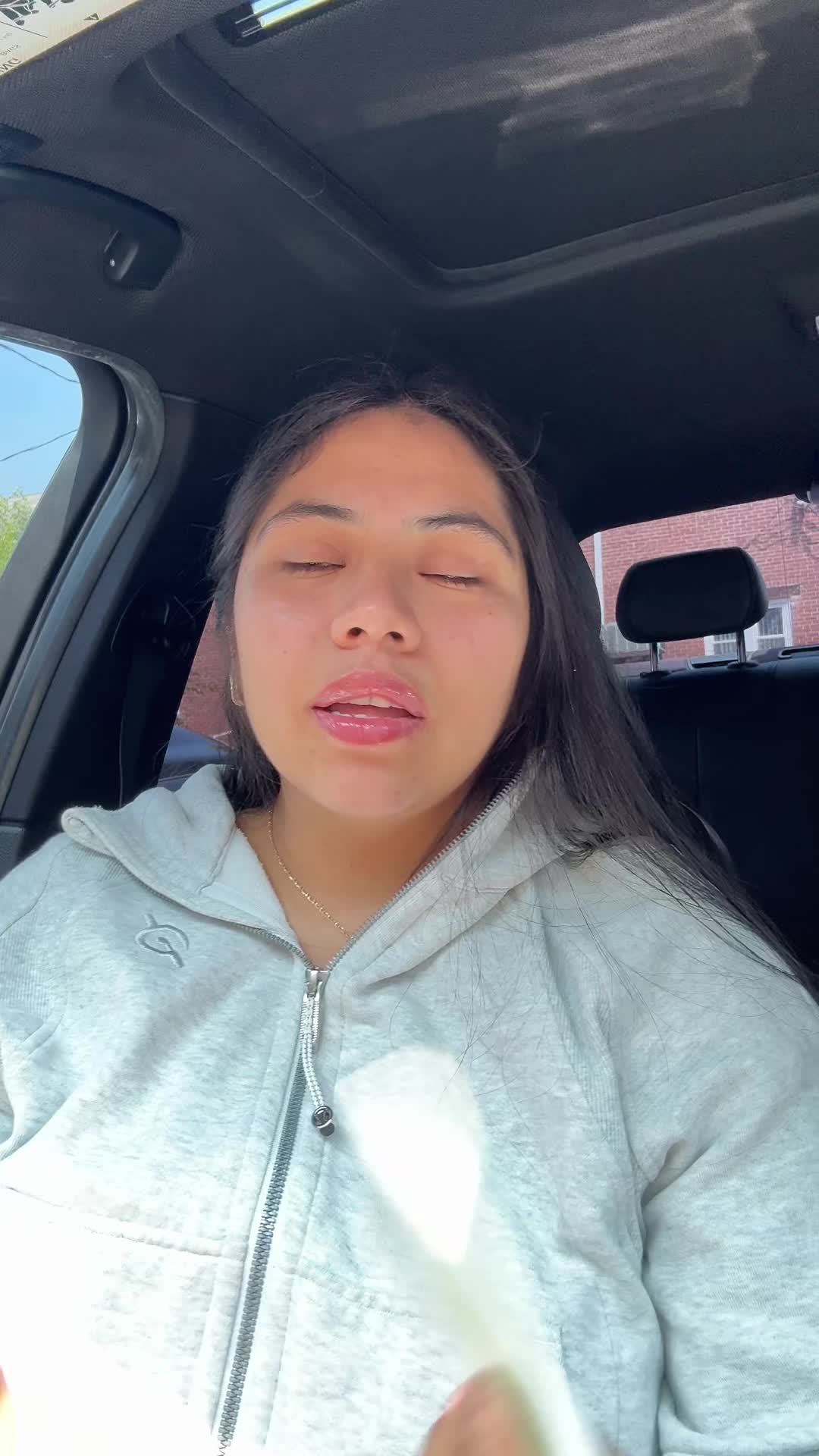 @Alondra Sol&iacute;s