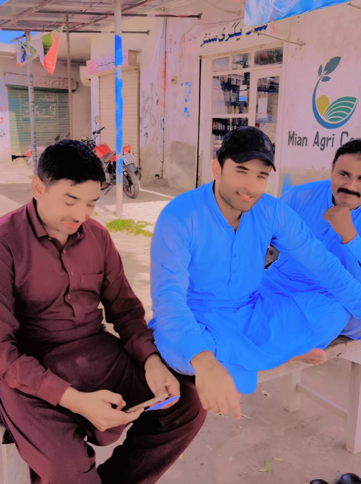 @@MalikSaqlain,si