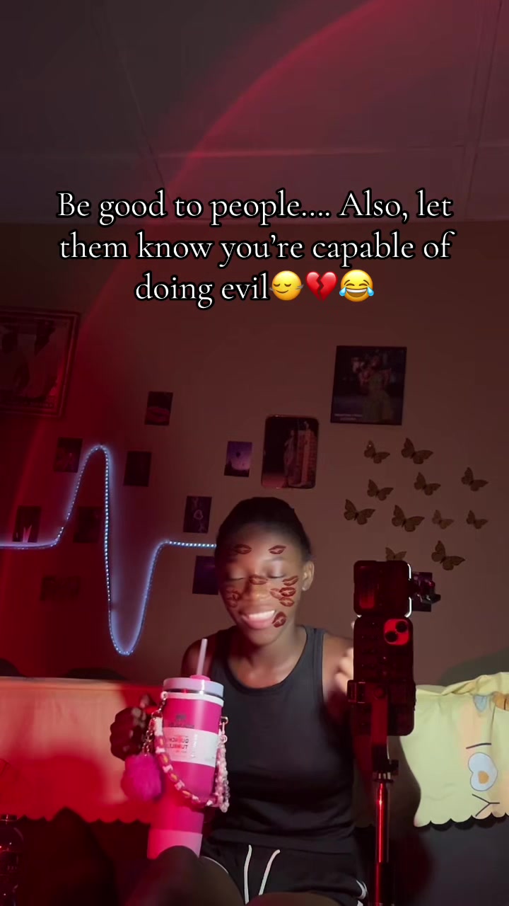 @🎀𝒰𝓇 𝒻𝒶𝓋 𝓂💍𝒹𝑒𝓁 ❤️😇