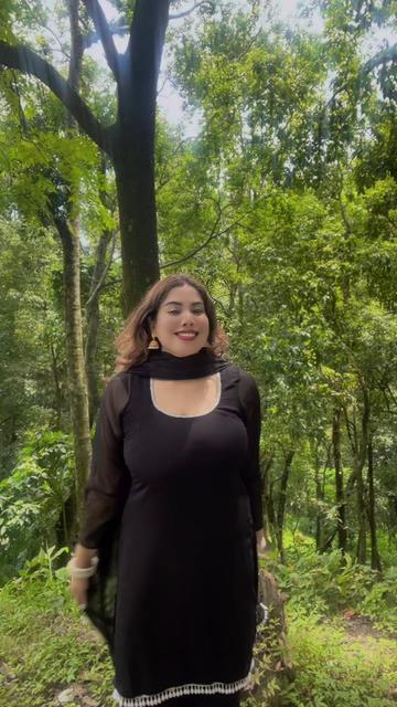 @Shreya🌒