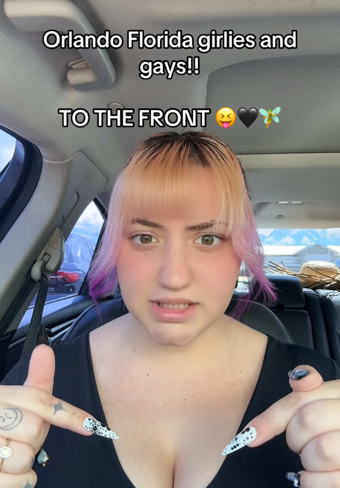 @clawsbyliv_