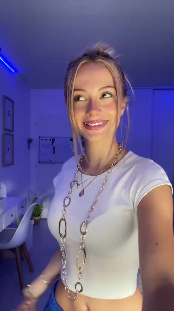 @Mary.fire