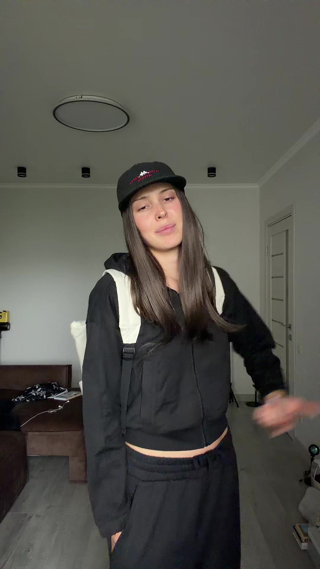 @холишутер