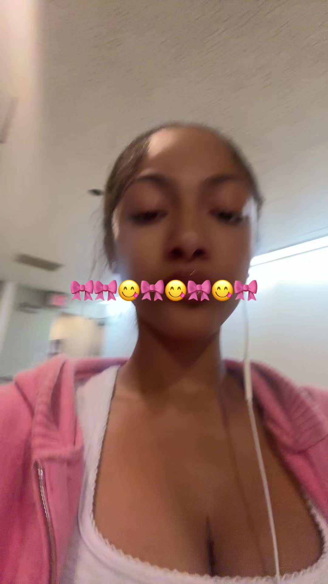 @thelibradiva4