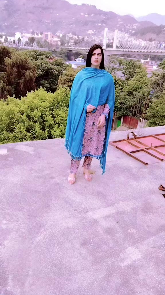 @nainakashaamiri