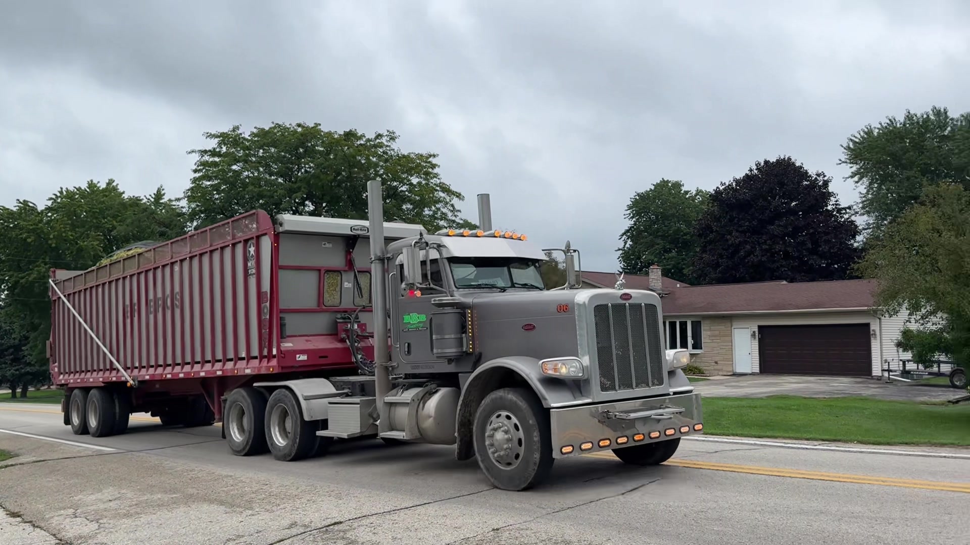 @WiscoBigRigs