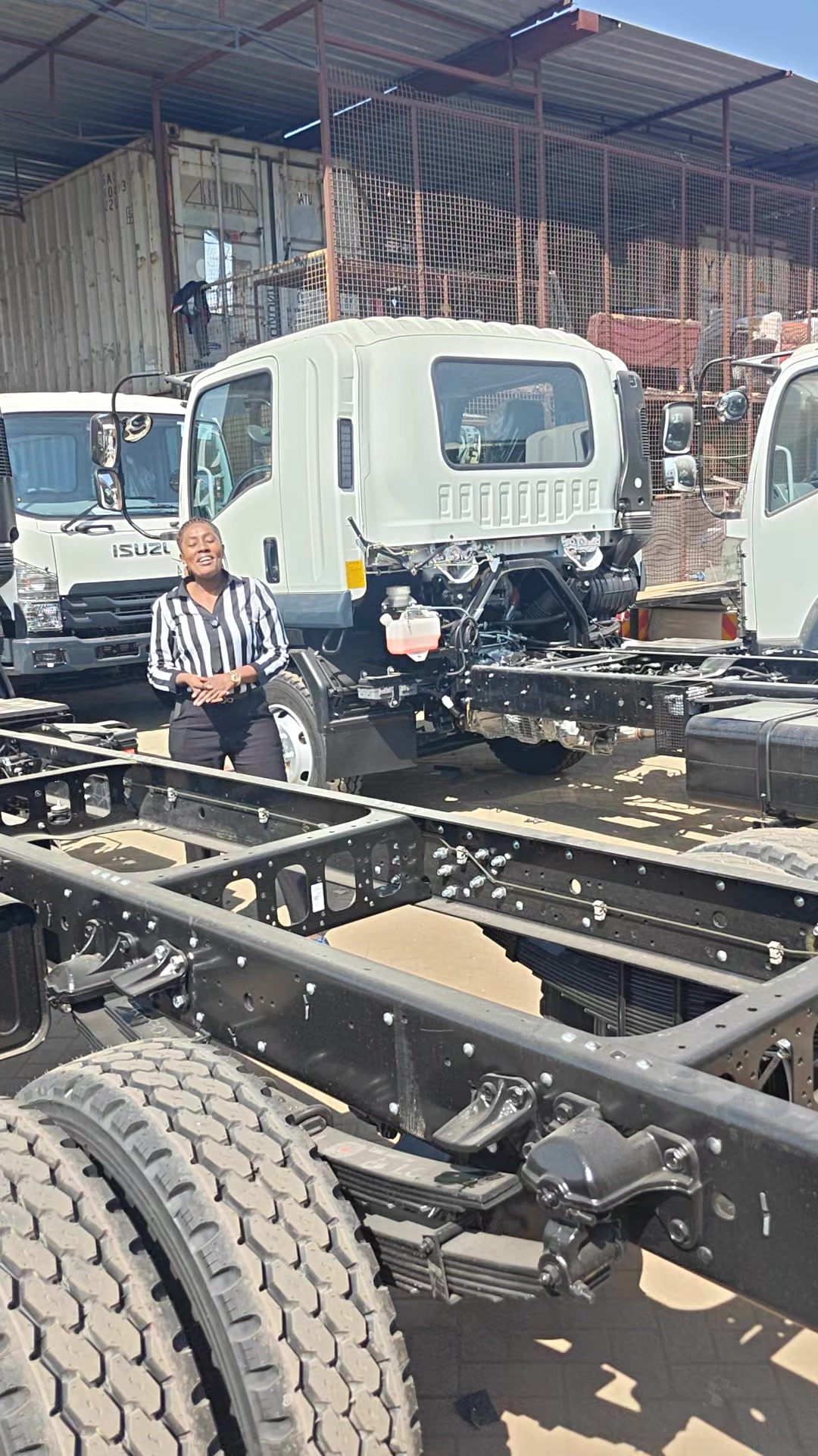 @Stella wa Isuzu