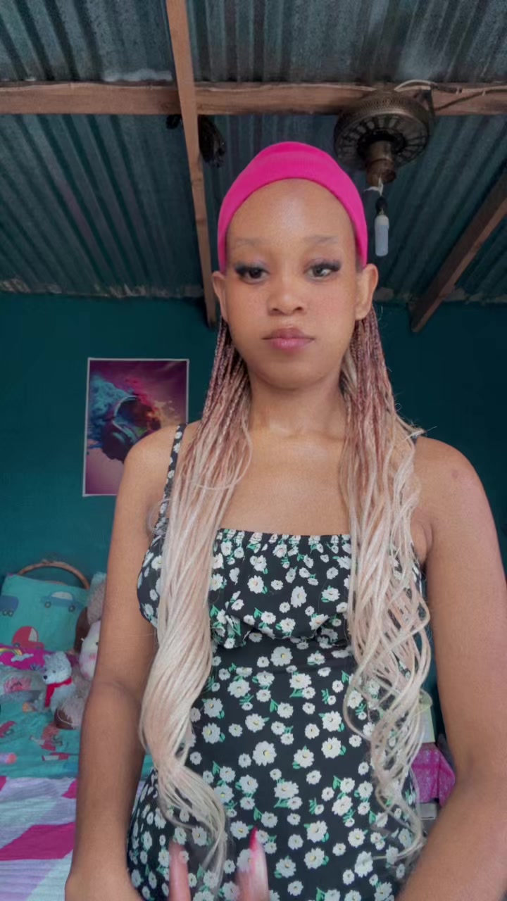 @Tiana Leghanya