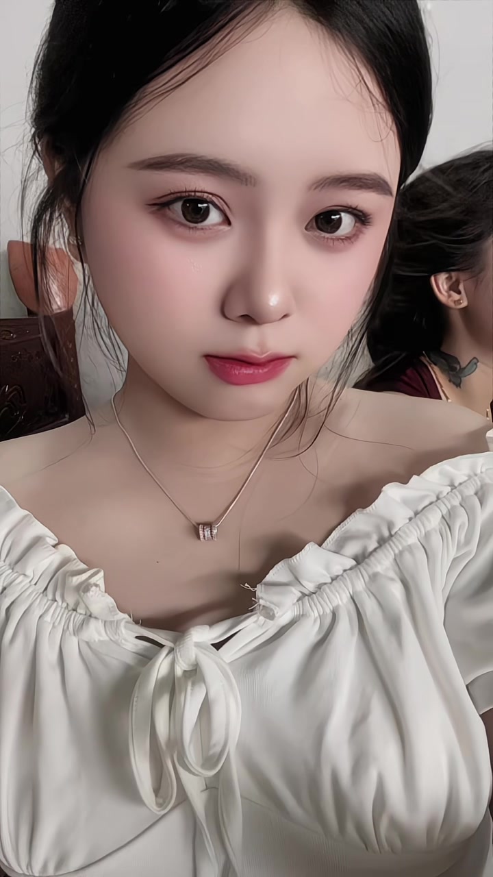 @Kh&aacute;nh H&acirc;n 04