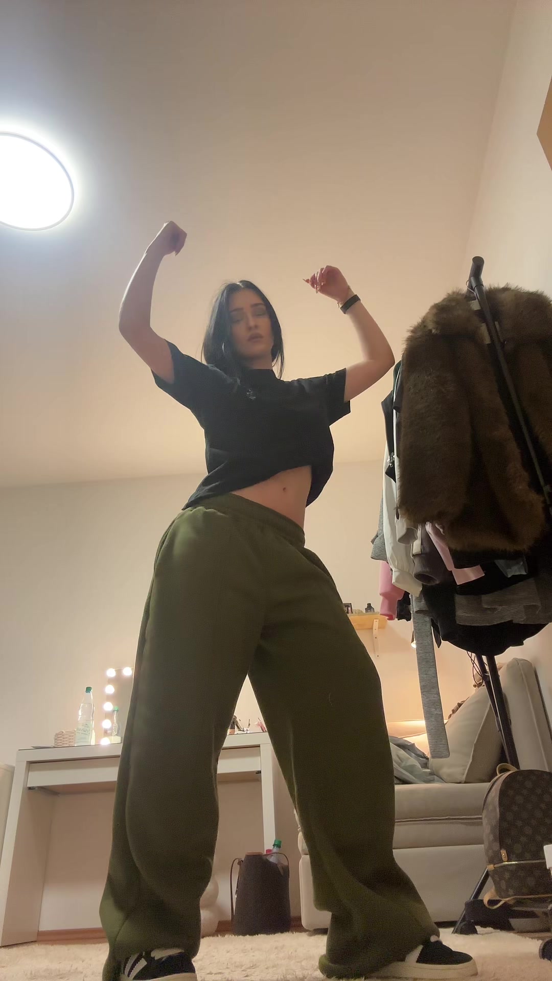 @miss.elinh