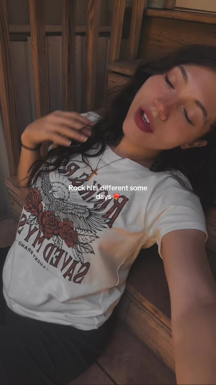 @Alexis 🦋