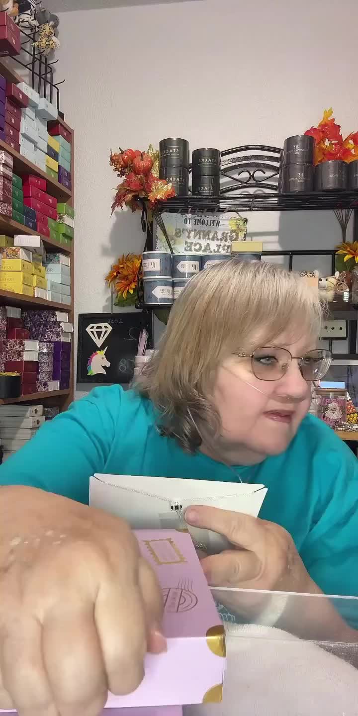@granniespartyanimals