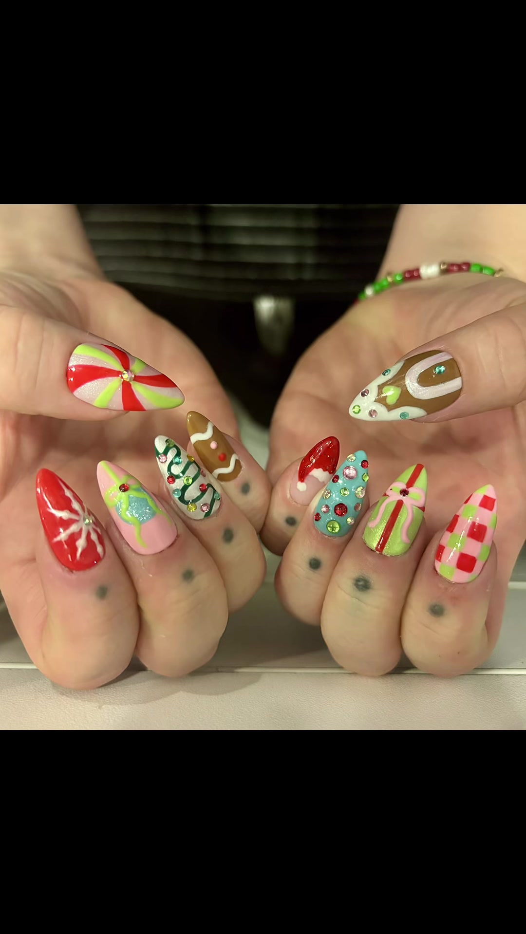@♓️ails