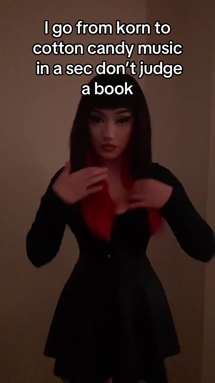 @Twitch.tv/godlymiya