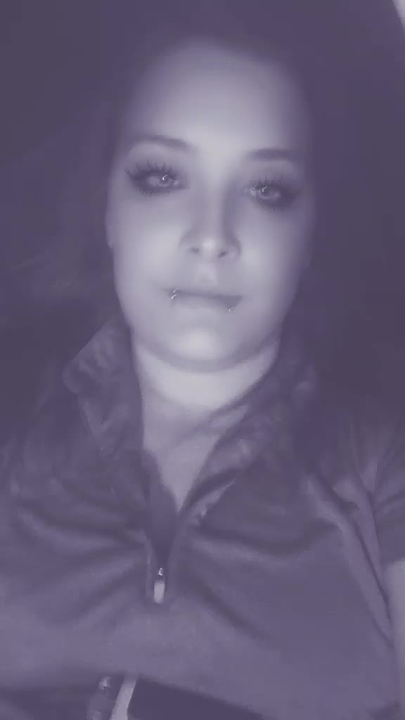 @shaynachevier