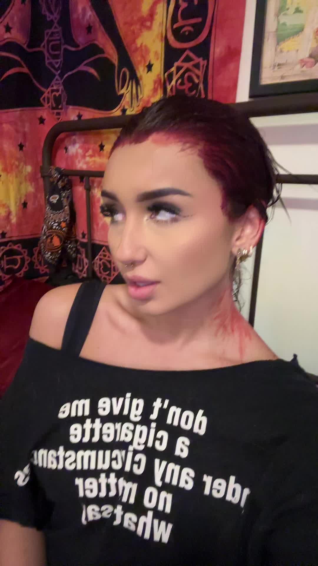 @iliana
