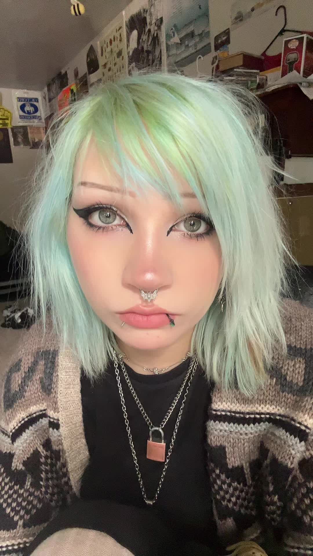 @toofs