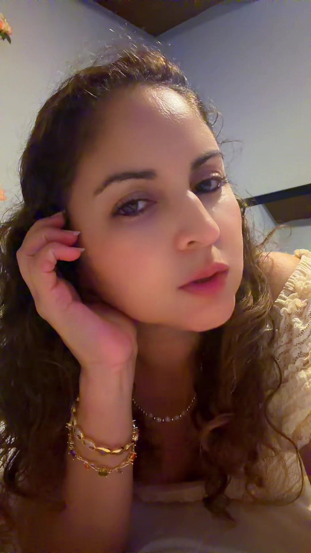 @Eva