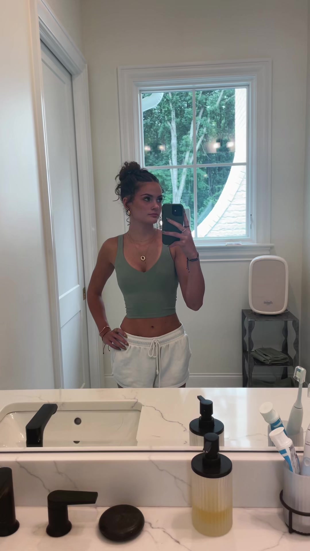 @Olivia