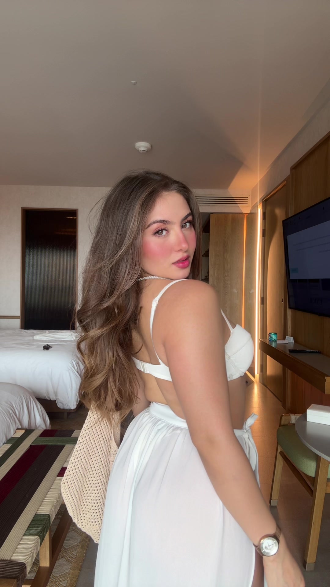 @Valeriabizzle