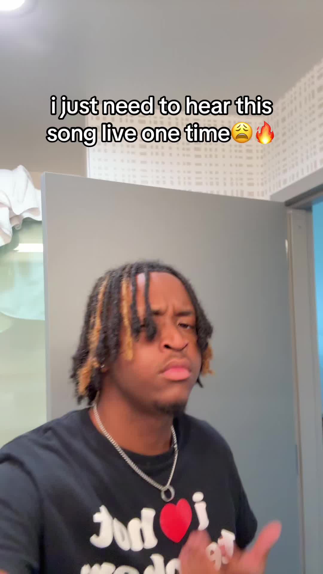 @Jay🦇