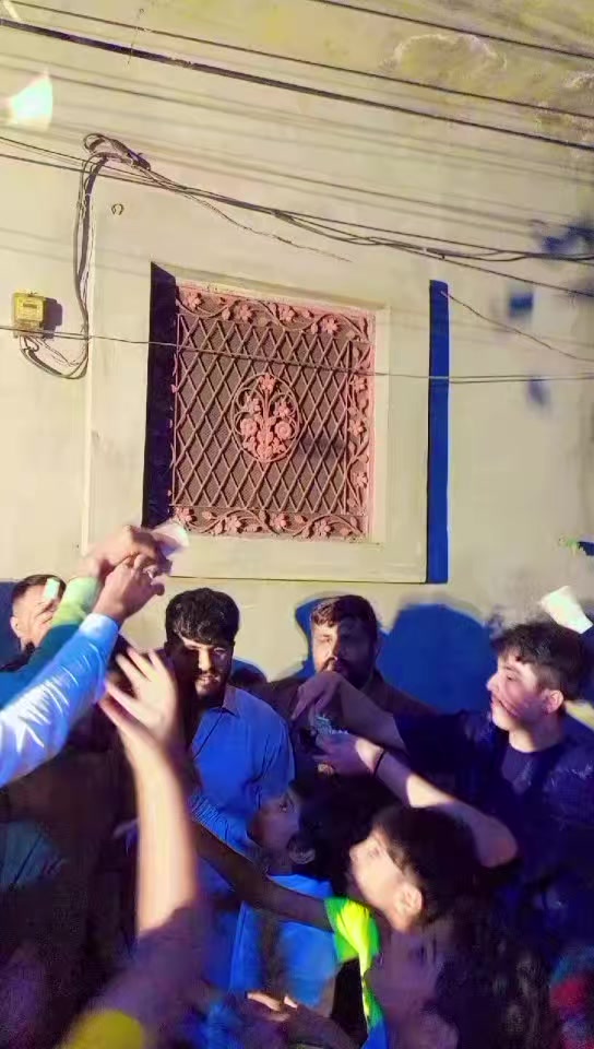 @SHANI GUJJAR