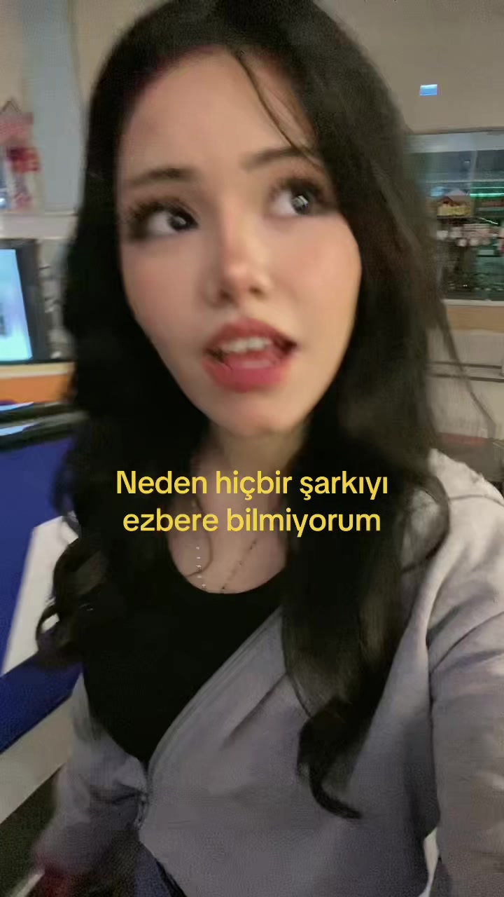 @Şapkalıkız