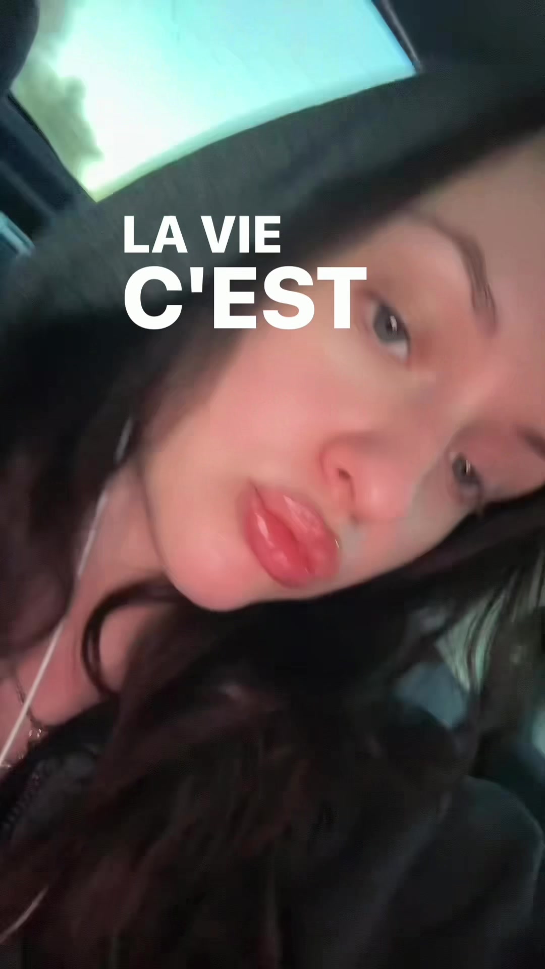 @val€₽¡a