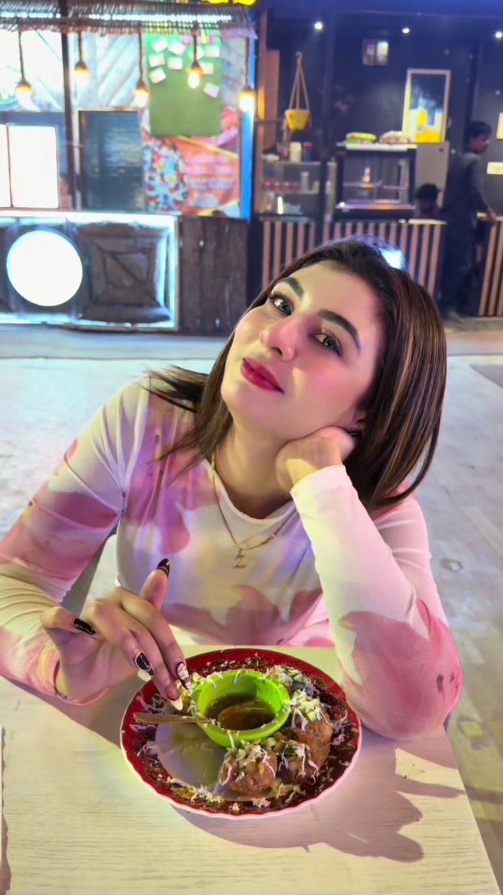 @Zeba🔪