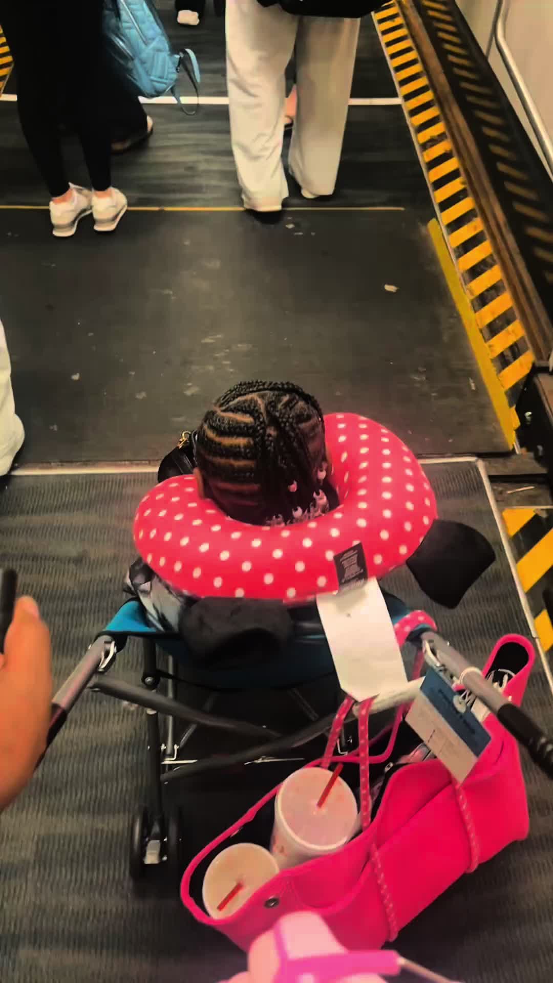 @TouchedByRi__