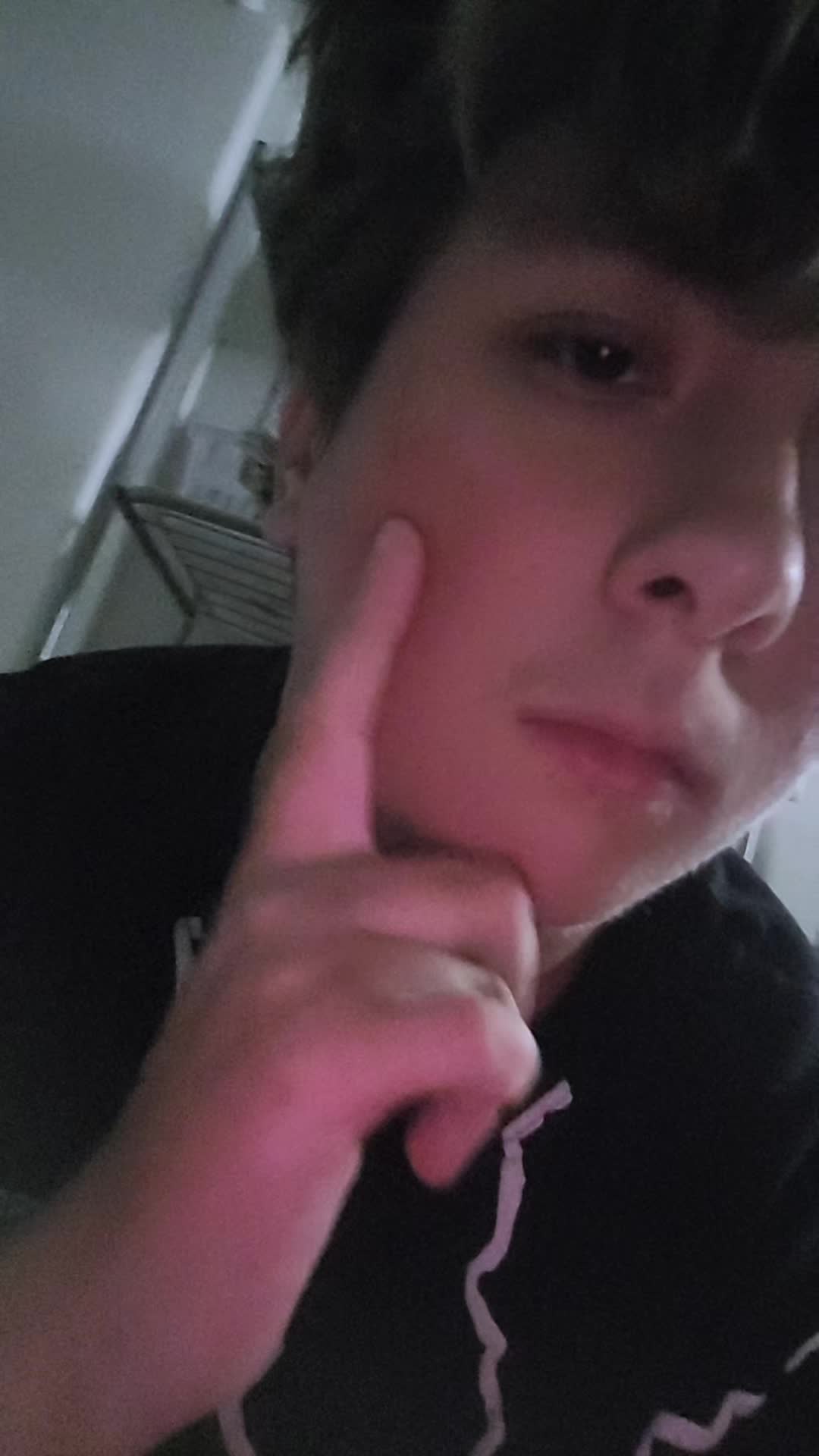 @siyunnomnom ✩