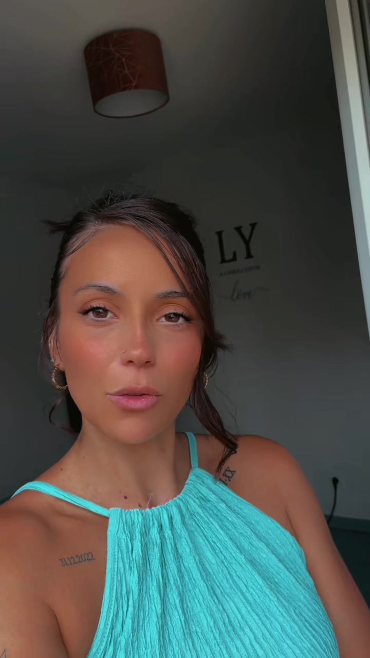 @Coralie ✨