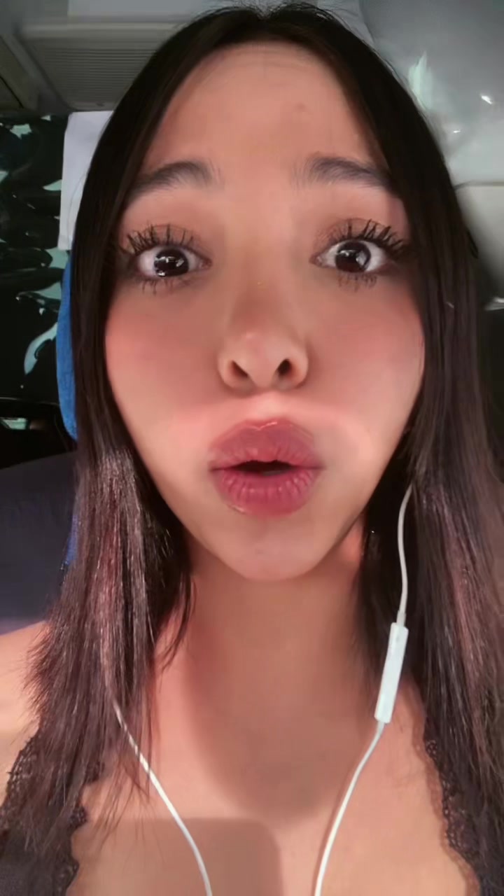 @lindalinsi 🇧🇴⭐️