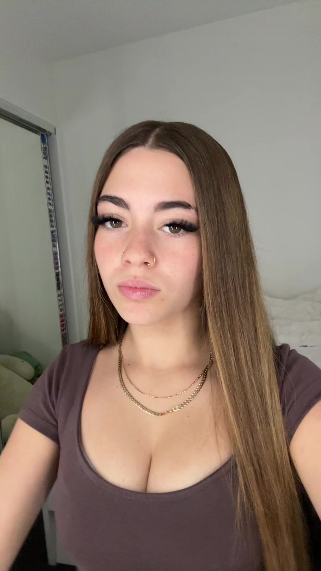 @️