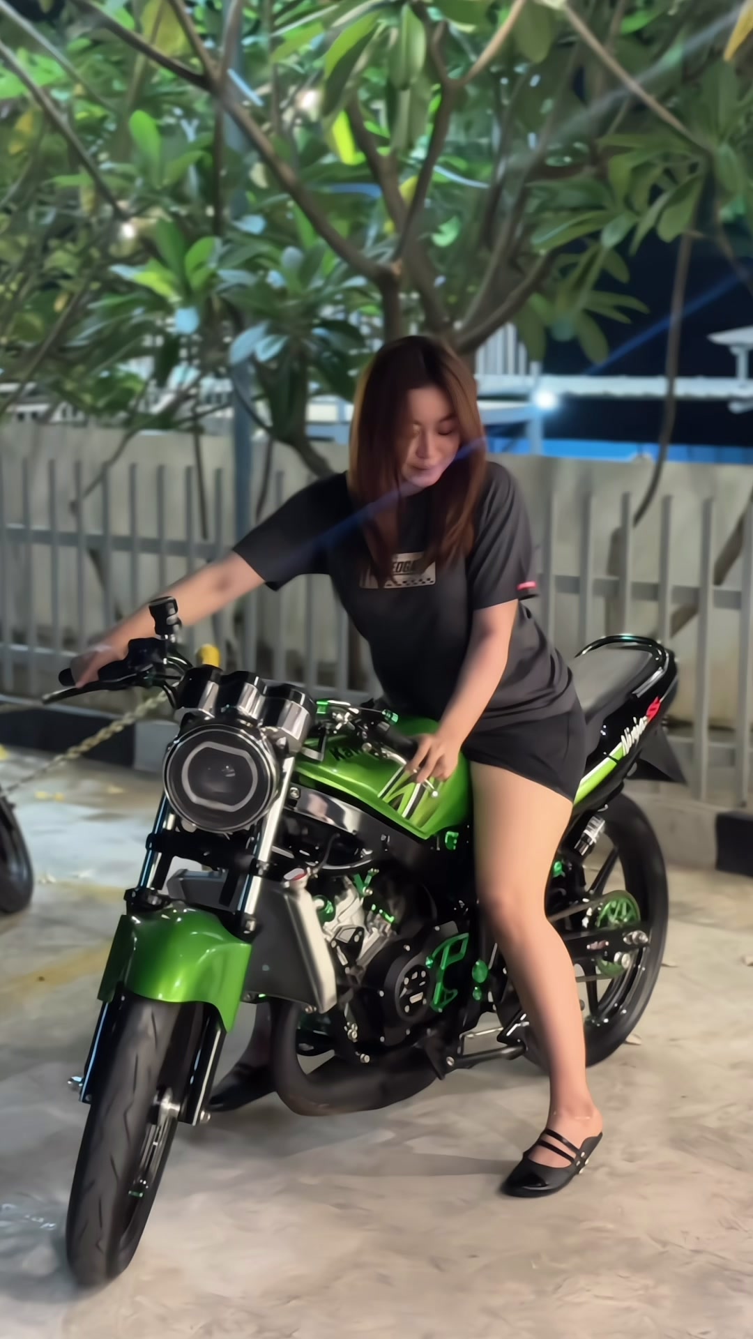 @s๐ซ