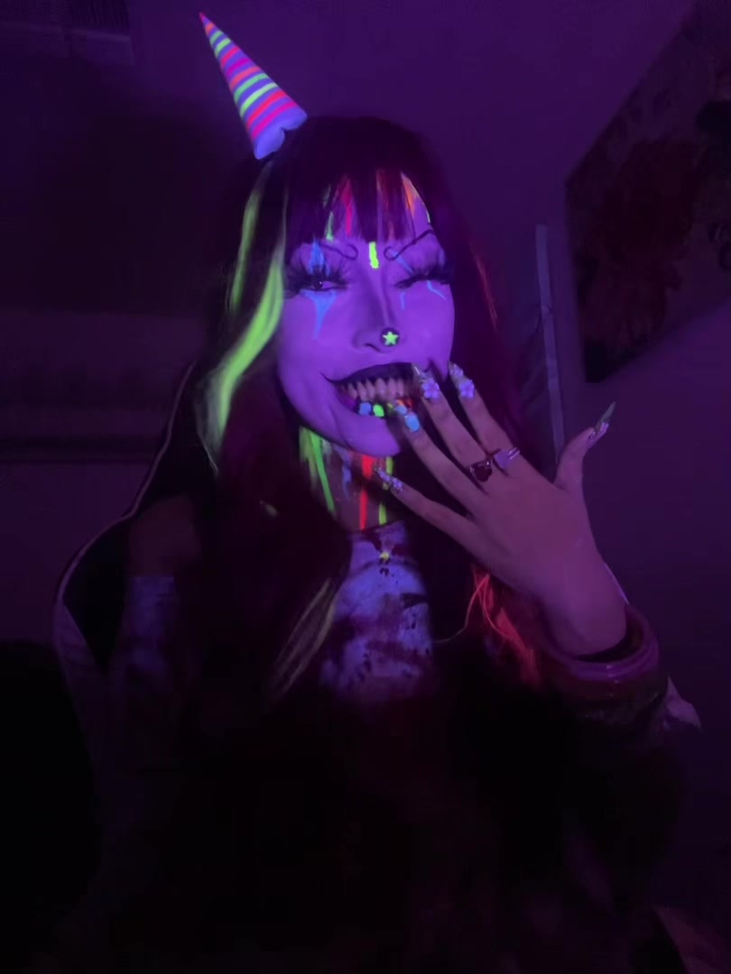 @Yis