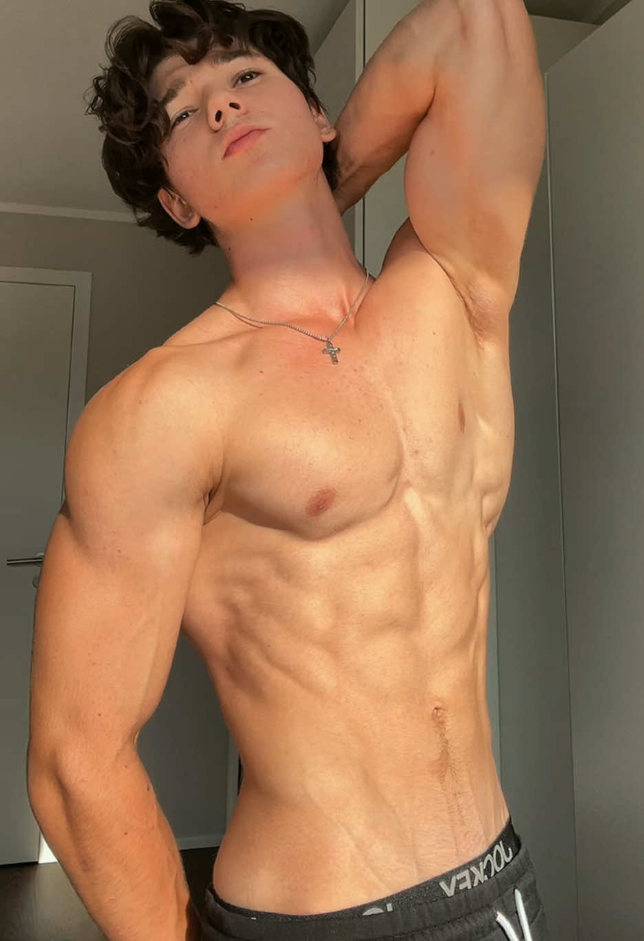 @Y4nNetics