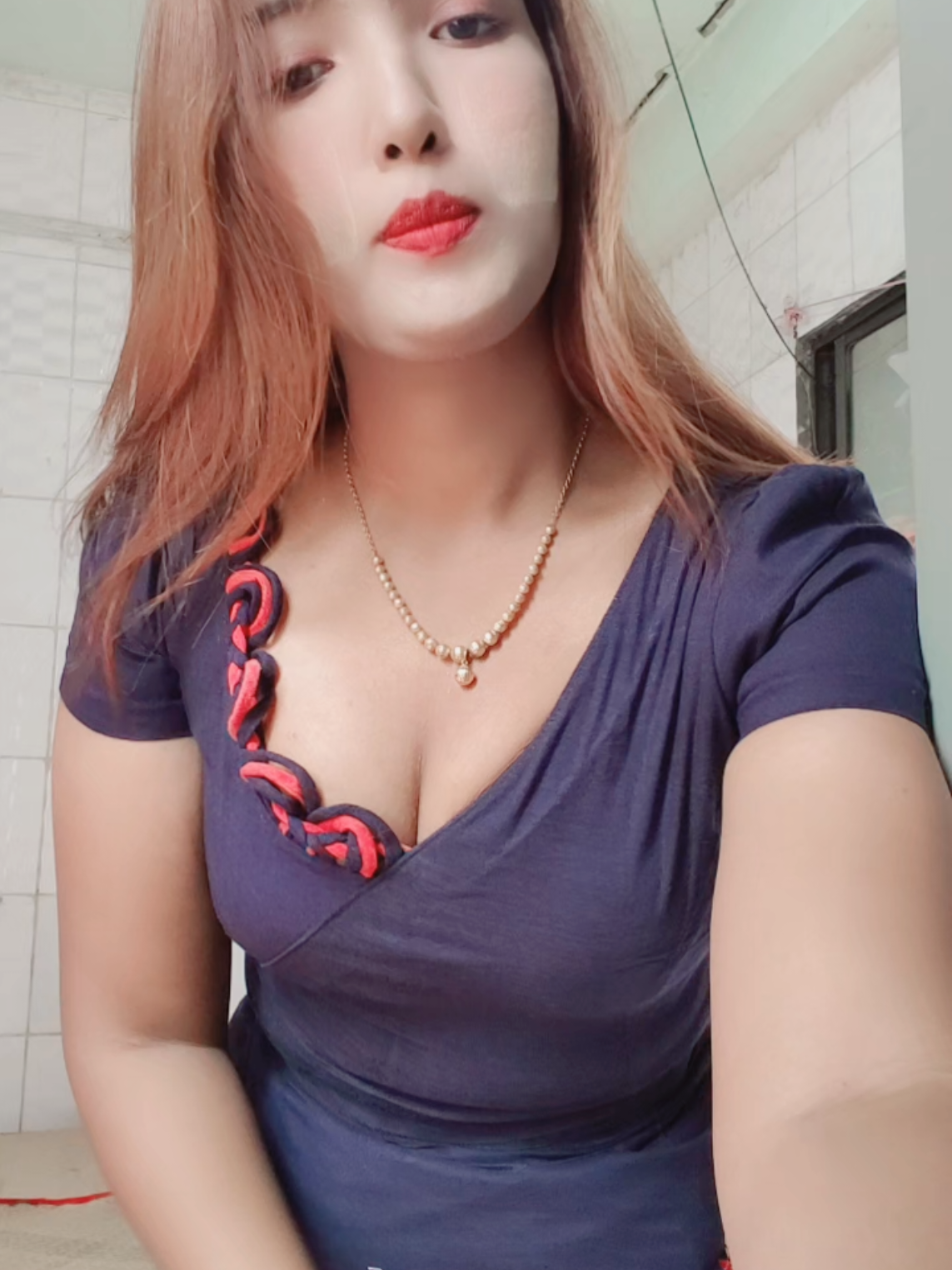 @လေပြေ 🦋💫💫