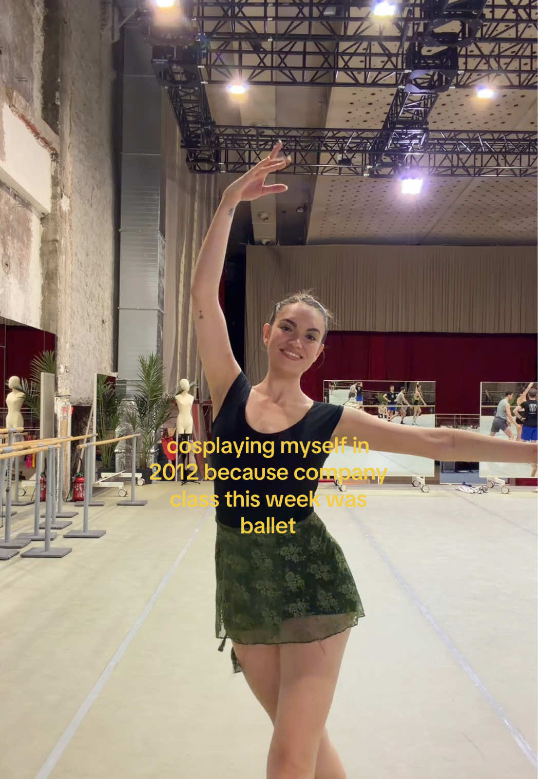 @courtanini ✮⋆˙