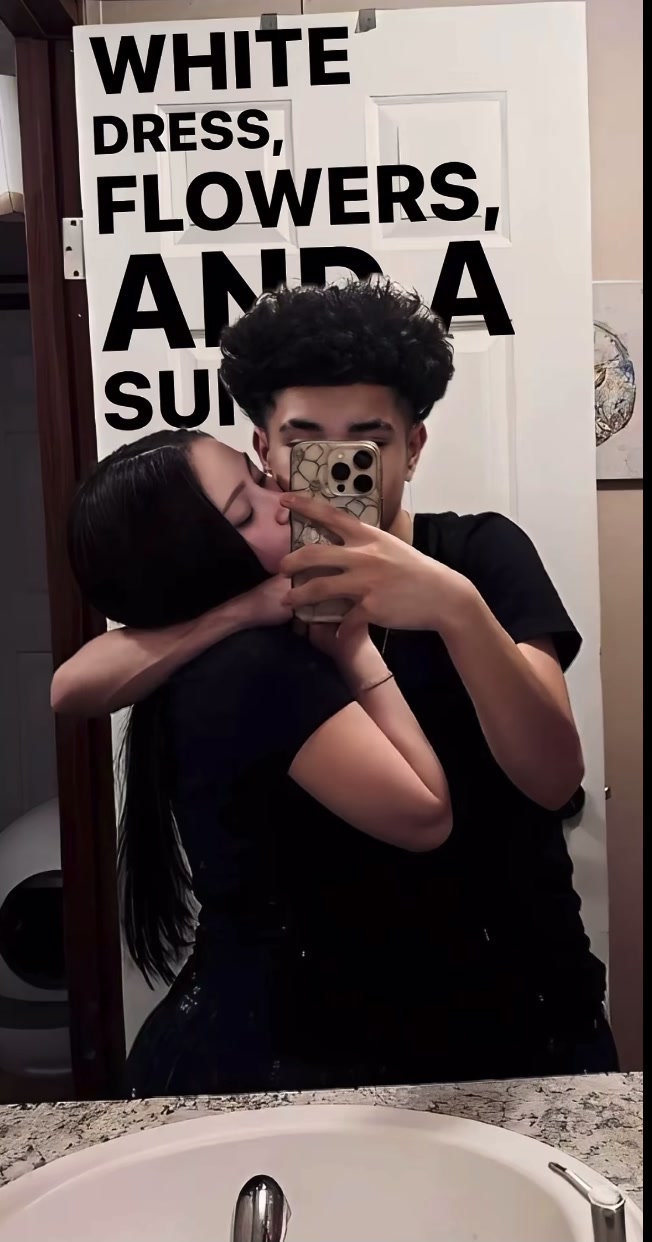 @𝒪𝓁𝒾𝓋𝒾𝒶💋
