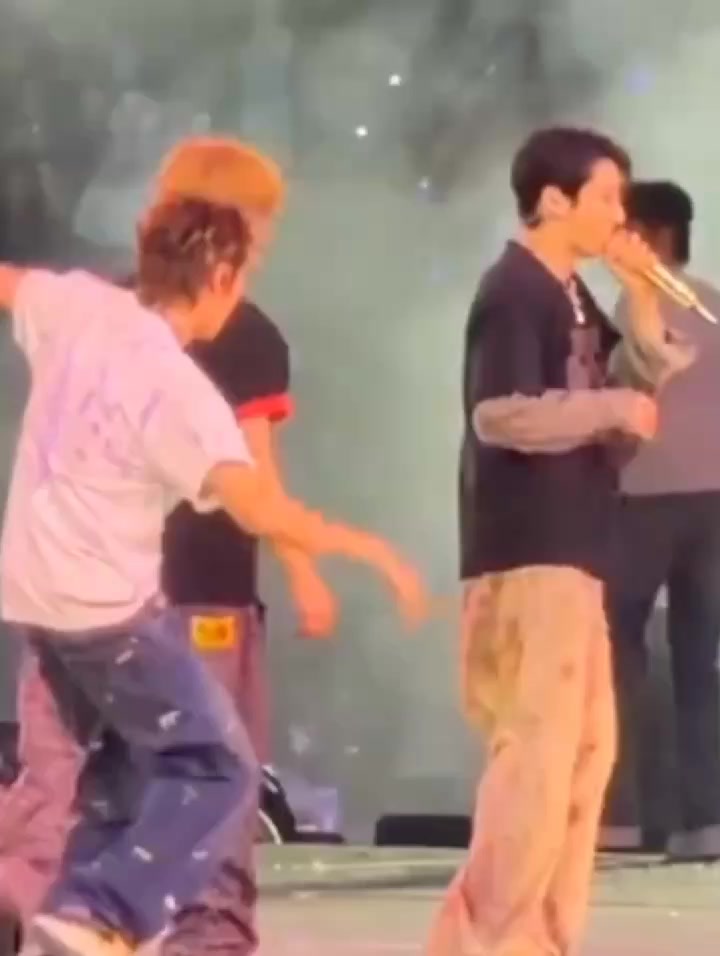 @𝕖𝕜𝕒𝕧𝕜𐤀🐯🐰