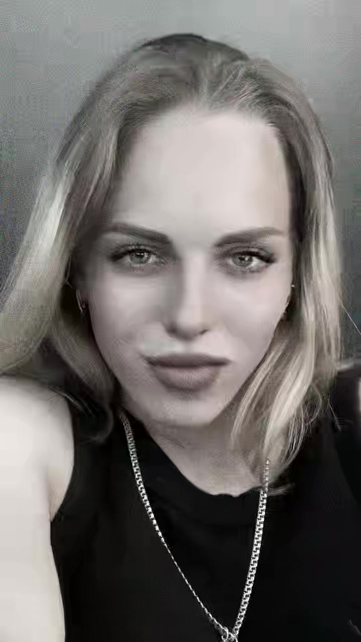 @Anna_