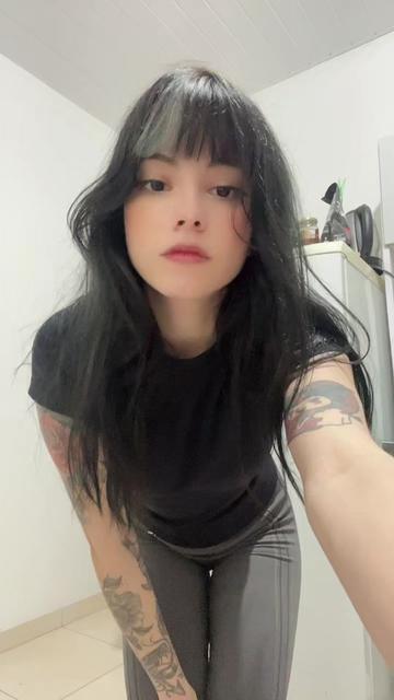 @Lo