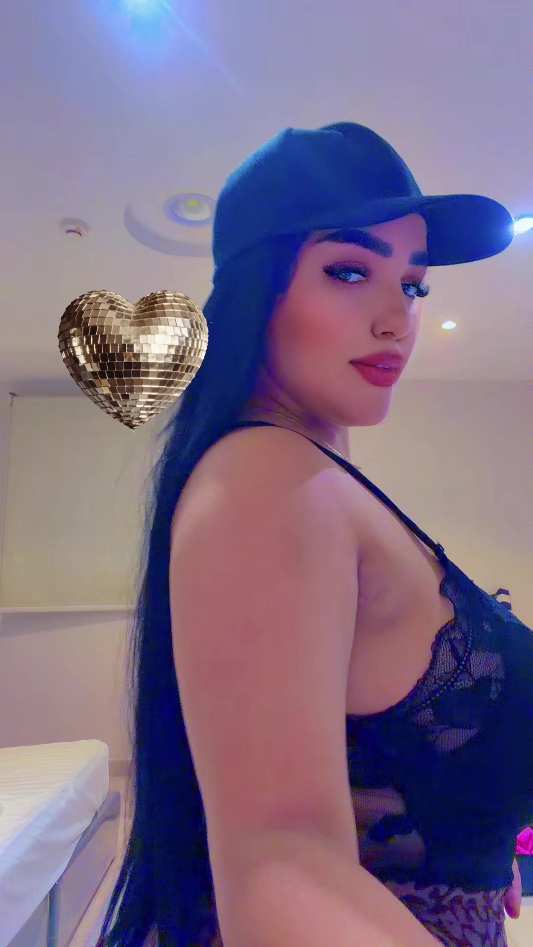 @👑sahoura👑