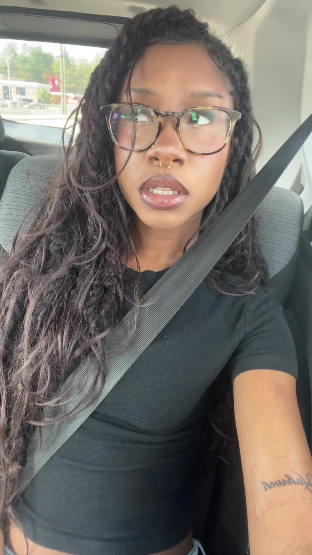 @Ari 🫧