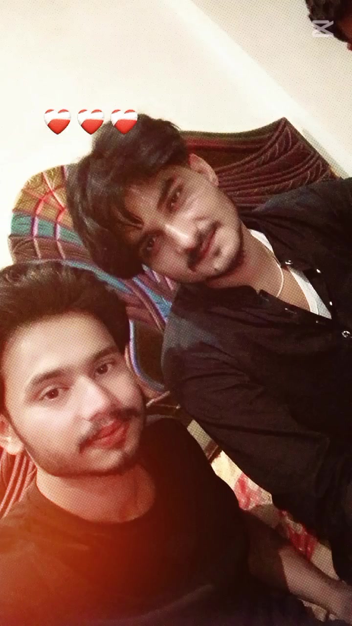 @lovely friend ☺️🤫
